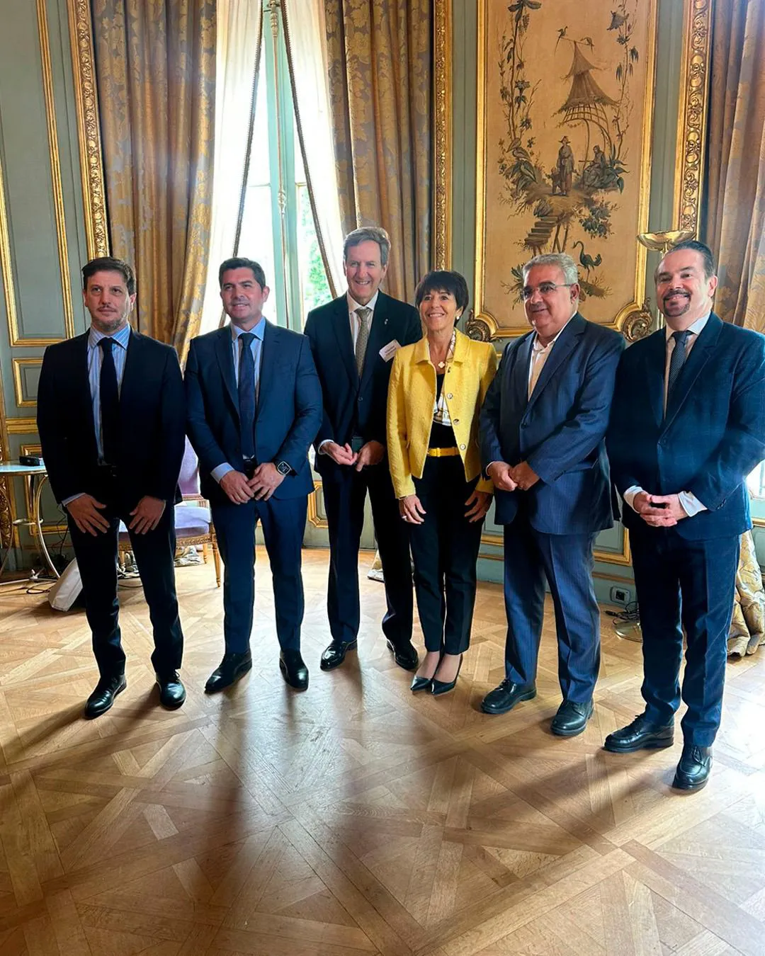 WhatsApp Image 2025-10-06 at 19.46.17