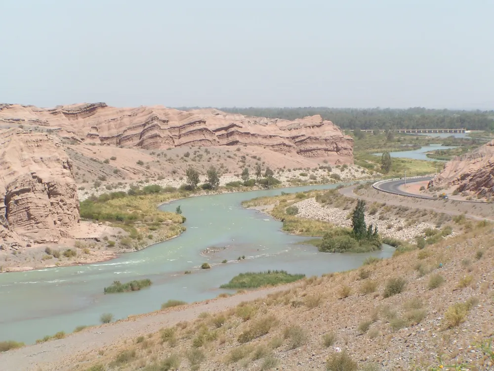 Río_San_Juan_en_la_Quebrada_de_Ullum
