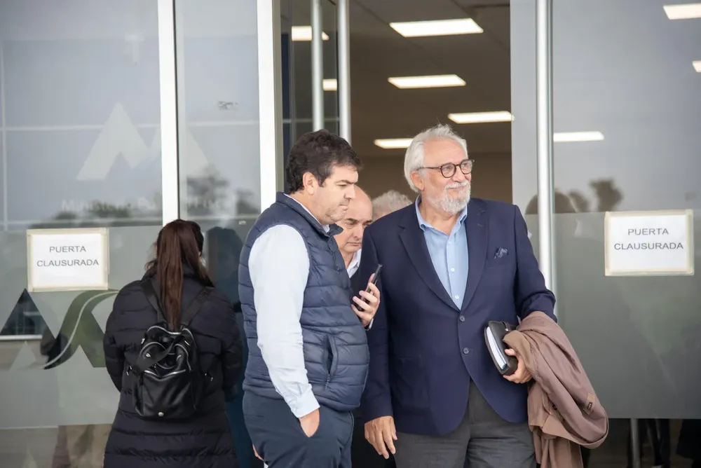 WhatsApp Image 2025-03-25 at 14.28.03 (1)