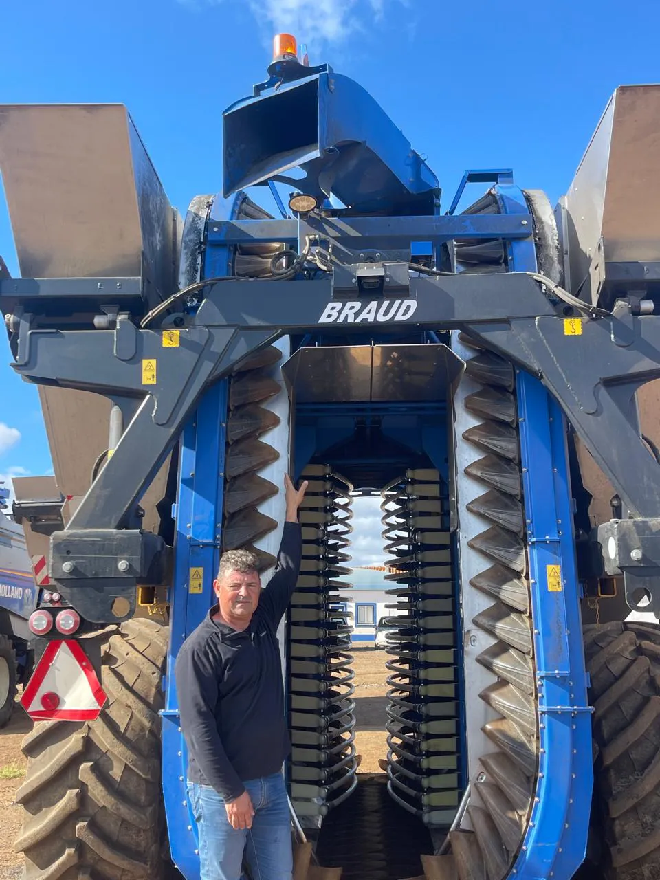 WhatsApp Image 2024-10-23 at 18.14.15