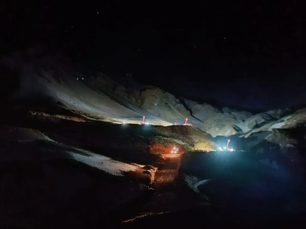 lunahuasi_night_drilling-1024x768