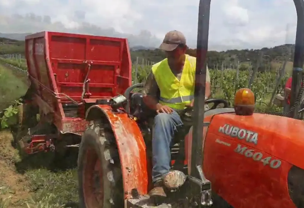 tractor