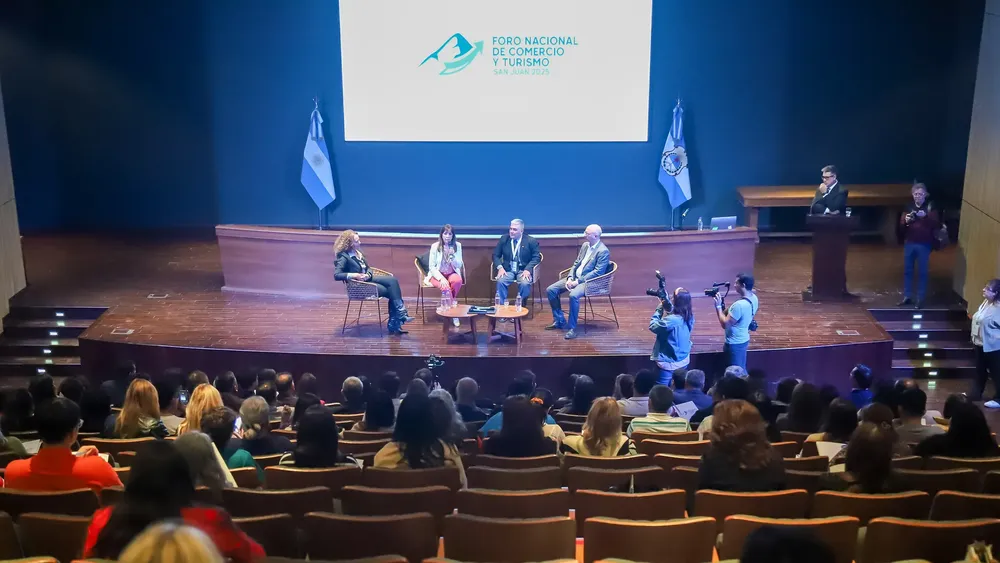 54443116956_9ed716c9e2_k (1)